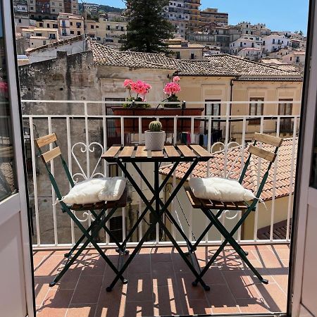 Pizzo Central House Bed and Breakfast Esterno foto