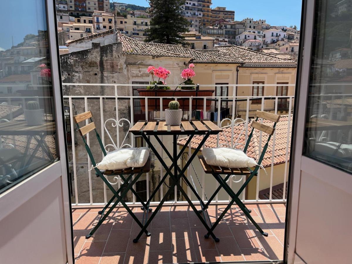 Pizzo Central House Bed and Breakfast Esterno foto