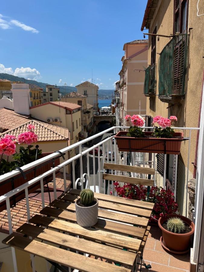 Pizzo Central House Bed and Breakfast Esterno foto